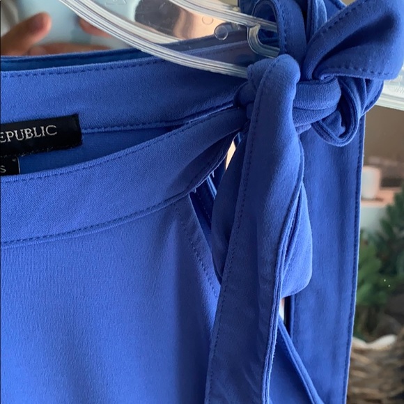 Banana republic BOW HALTER TOP - Picture 4 of 4